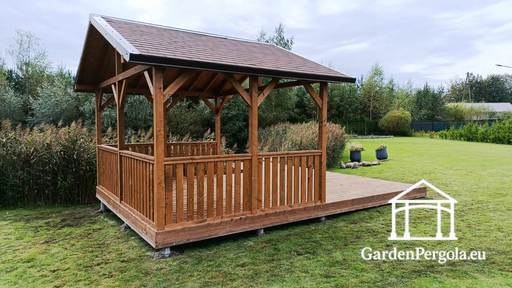 Gazebo en bois 3x4 m avec une terrasse spacieuse de 4x4 m
