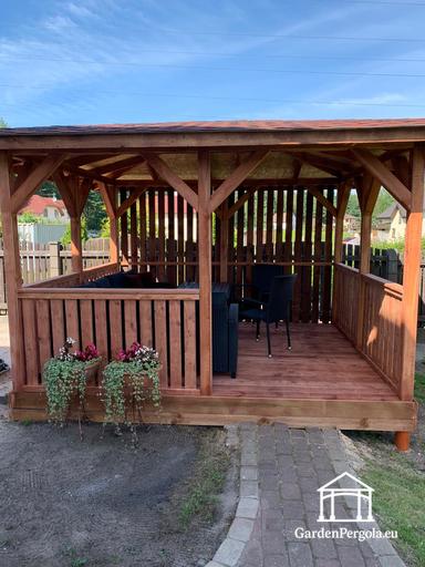 Gloriette en bois marron 3x3,5 m — Tonnelle de jardin confortable avec plancher et côtés en treillis décoratif