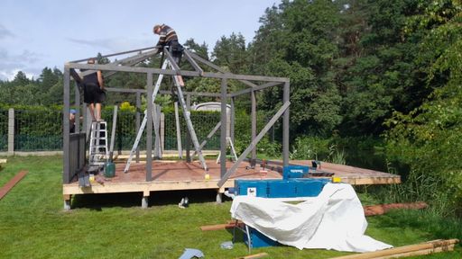 Un Grand Travail Commence avec de Grandes Personnes
